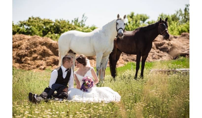 Cum sa pozezi in fotografiile de nunta - 5 sfaturi pentru imagini originale!