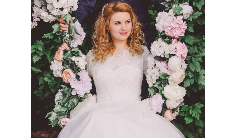 Alege o rochie de mireasa tip printesa cu maneci pentru un plus de rafinament!